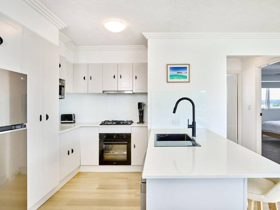 Palm Beach Renovated 1 Bedroom Голд-Кост Экстерьер фото